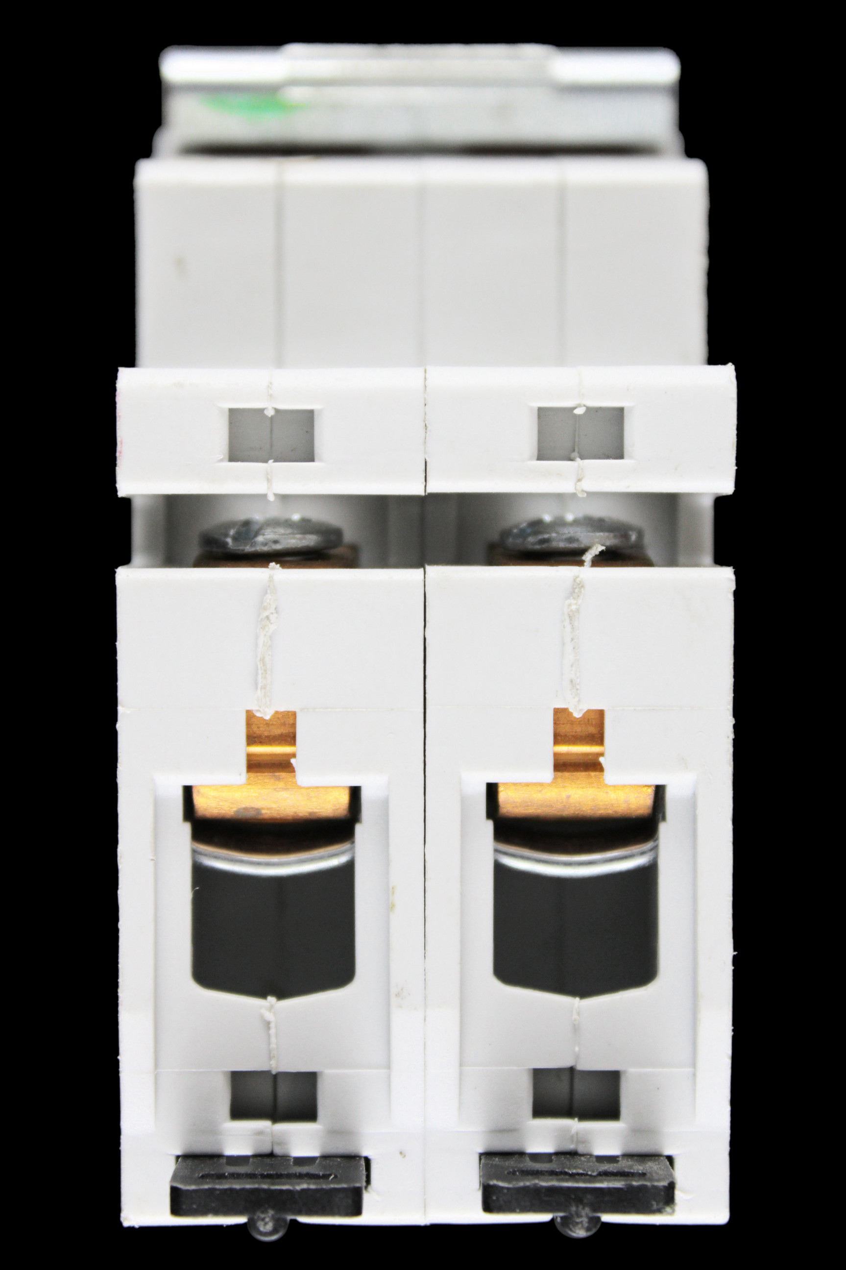 STEEPLE 100 AMP DOUBLE POLE MAIN SWITCH DISCONNECTOR