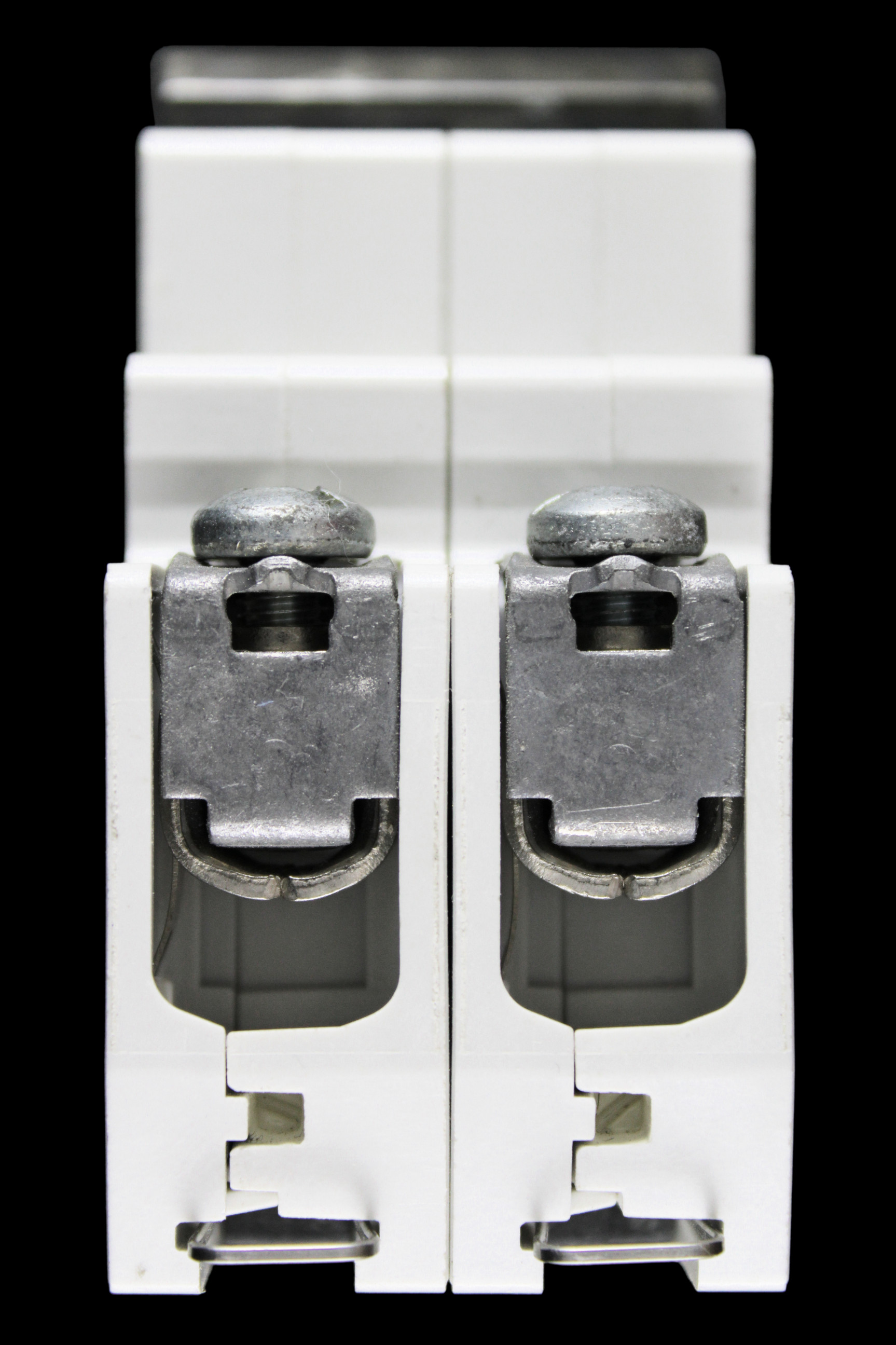 VYNCKIER 20 AMP CURVE C 10kA DOUBLE POLE MCB CIRCUIT BREAKER 099/37220-000