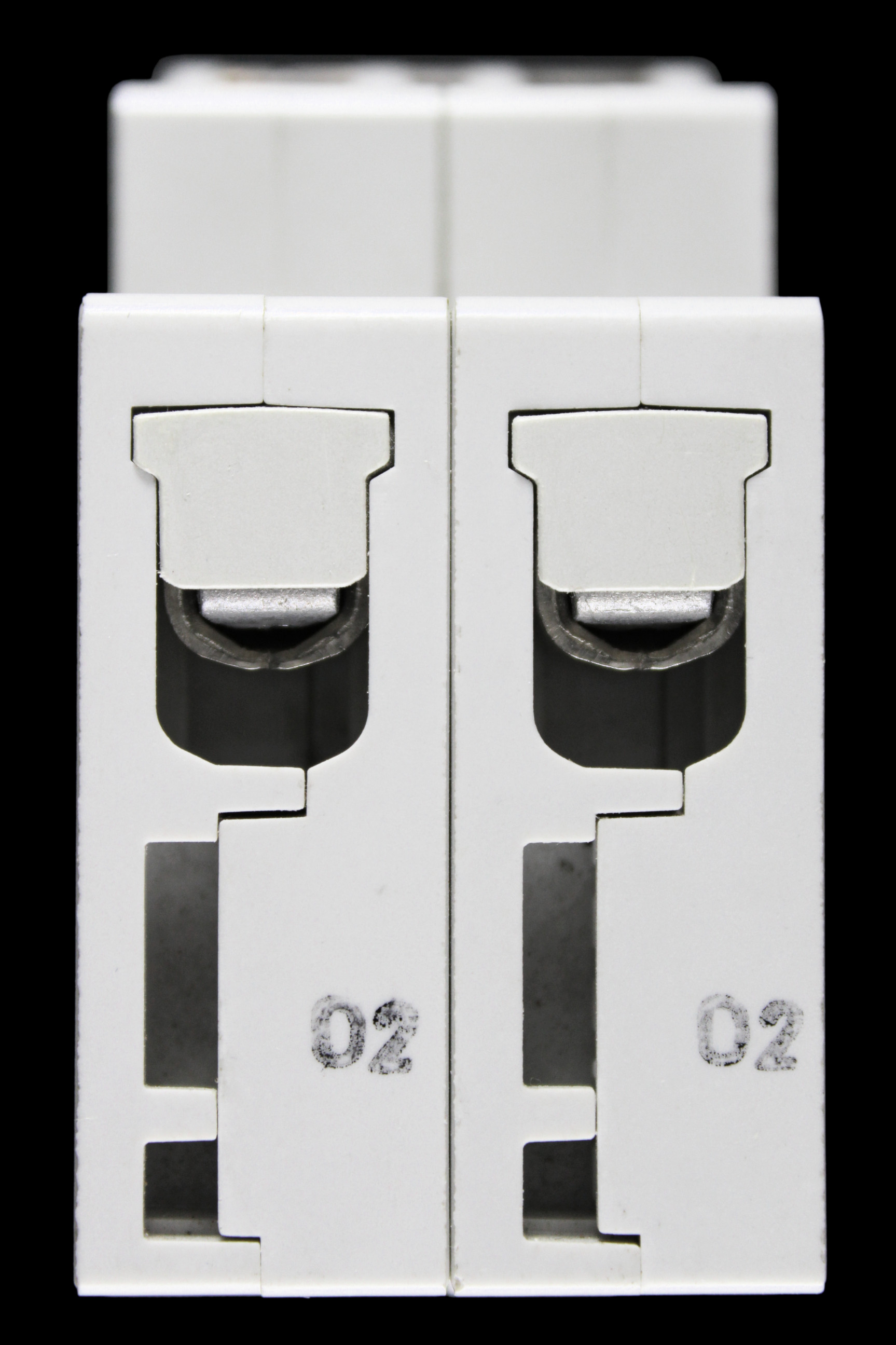 VYNCKIER 20 AMP CURVE C 10kA DOUBLE POLE MCB CIRCUIT BREAKER 099/37220-000