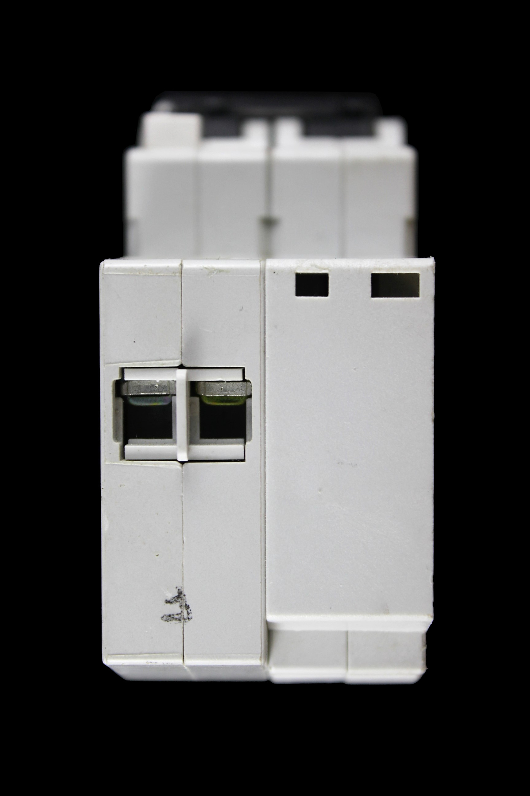 ABB WYLEX 6 AMP CURVE C 6kA 30mA DOUBLE POLE RCBO MCB RCD TYPE AC NSBS 06/2