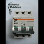 MERLIN GERIN 2 AMP TYPE 2 M9 TRIPLE POLE MCB  BREAKER C60H MULTI 9 25612 3 A