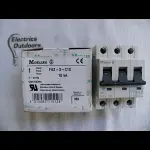MOELLER 10 AMP CURVE C 10kA TRIPLE POLE MCB CIRCUIT BREAKER FAZ-3-C10 950790386