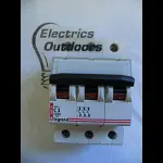 LEGRAND 3 AMP CURVE C 10kA TRIPLE POLE MCB CIRCUIT BREAKER 069 34 BS EN 60898