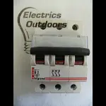 LEGRAND 2 AMP CURVE D 6kA TRIPLE POLE MCB CIRCUIT BREAKER 066 46 06646