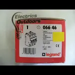LEGRAND 2 AMP CURVE D 6kA TRIPLE POLE MCB CIRCUIT BREAKER 066 46 06646
