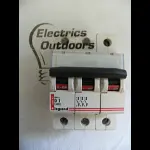 LEGRAND 1 AMP CURVE D 6kA TRIPLE POLE MCB CIRCUIT BREAKER 400V 066 45 BSEN 60898