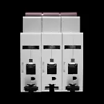 EATON 32 AMP CURVE C 10kA TRIPLE POLE MCB CIRCUIT BREAKER EMCH332