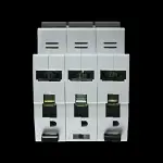 F&G 32 AMP CURVE D 10kA TRIPLE POLE MCB CIRCUIT BREAKER L7-32/3/D