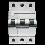 GENERAL ELECTRIC 32 AMP CURVE C 6kA TRIPLE POLE MCB CIRCUIT BREAKER  674656 G63
