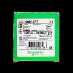SCHNEIDER 20 AMP TRIPLE POLE + 1 AUX NO CONTACTOR 110V COIL LC1K0910F7