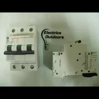 GENERAL ELECTRIC 20 AMP CURVE D 10kA TRIPLE POLE MCB CIRCUIT BREAKER G103 675074