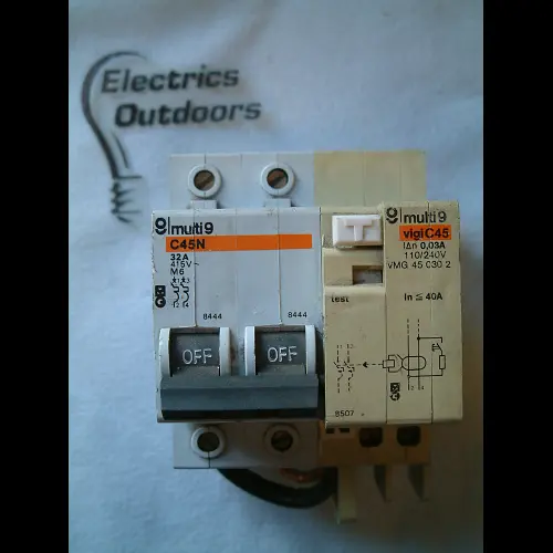 MERLIN GERIN 32 AMP M6 DOUBLE POLE MCB 8444 + VIGI V45 30mA 8507 VMG 45 C30 2