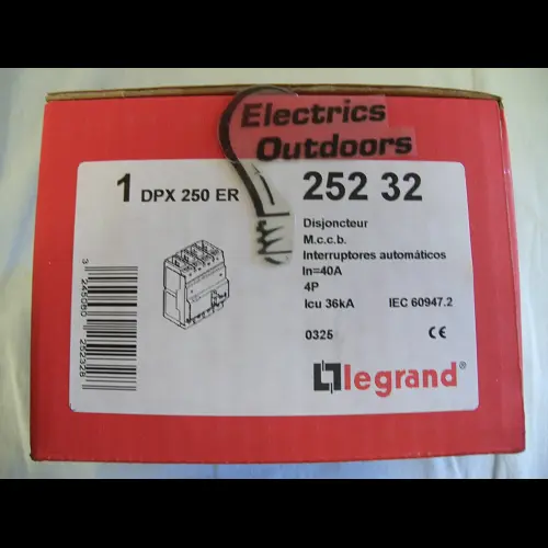 LEGRAND 40 AMP 36kA FOUR POLE MCCB DPX 250 ER 25232 252 32