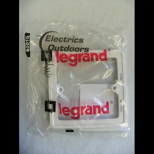 LEGRAND 1 GANG 7 MM DEEP ACCESSORY FRAME WHITE SYNERGY 7301 95