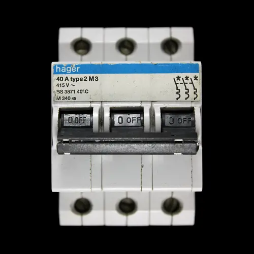 HAGER 40 AMP TYPE 2 M3 TRIPLE POLE MCB CIRCUIT BREAKER M340 45