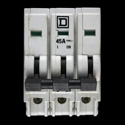 SQUARE D 45 AMP TYPE 3 M9 TRIPLE POLE MCB CIRCUIT BREAKER QOE