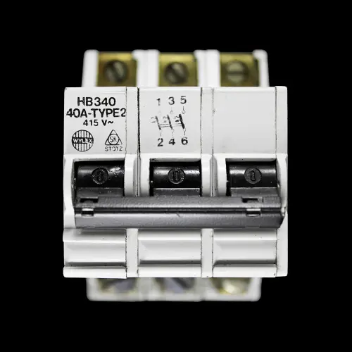 WYLEX 40 AMP TYPE 2 M9 TRIPLE POLE MCB CIRCUIT BREAKER HB340