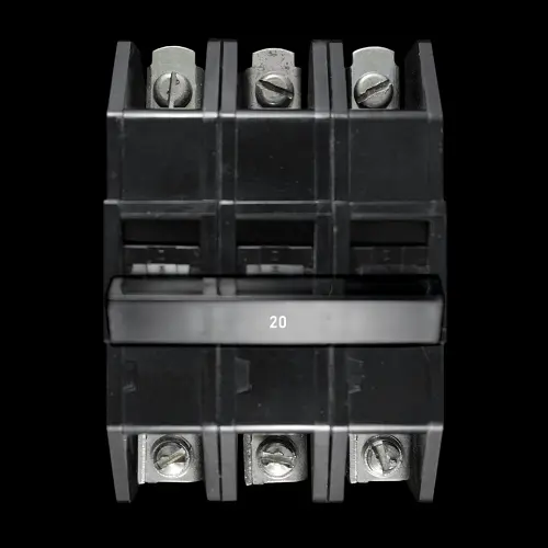 DORMAN SMITH 20 AMP TYPE 3 M4.5 TRIPLE POLE MCB CIRCUIT BREAKER SERIES 15