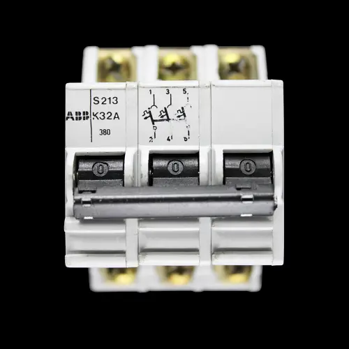 ABB 32 AMP CURVE K TRIPLE POLE MCB CIRCUIT BREAKER S213