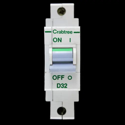 CRABTREE 32 AMP CURVE D 10kA MCB CIRCUIT BREAKER POLESTAR