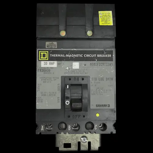 SQUARE D 30 AMP 18kA TRIPLE POLE MCCB FA36030