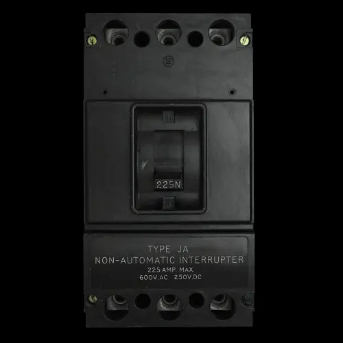 CHILTON 225 AMP TRIPLE POLE NON AUTO MCCB TYPE JA
