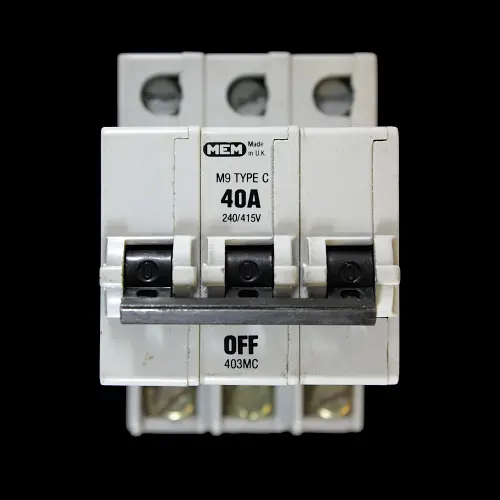 MEM 40 AMP CURVE C M9 TRIPLE POLE MCB CIRCUIT BREAKER 403MC