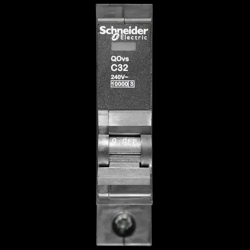 SCHNEIDER 32 AMP CURVE C 10kA MCB CIRCUIT BREAKER QOVS QO132VSC10