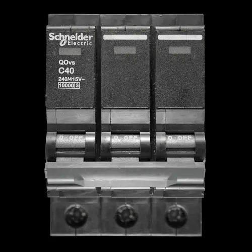 SCHNEIDER 40 AMP CURVE C 10kA TRIPLE POLE MCB CIRCUIT BREAKER QOvs QO340VSC10
