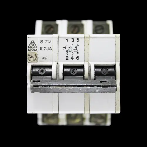 WYLEX 25 AMP CURVE K 10kA TRIPLE POLE MCB CIRCUIT BREAKER S213 SK